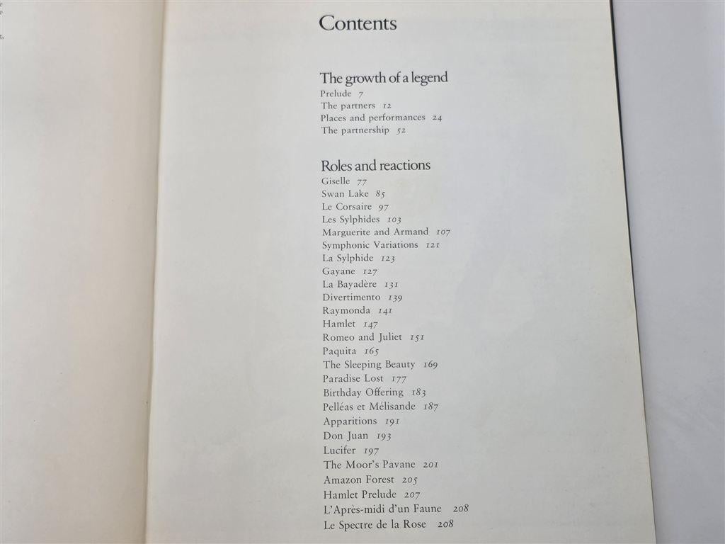 Fonteyn and Nureyev — Ballet Partnership, Fotoboek, Ophalen of Verzenden, Gelezen, Ballet of Musical