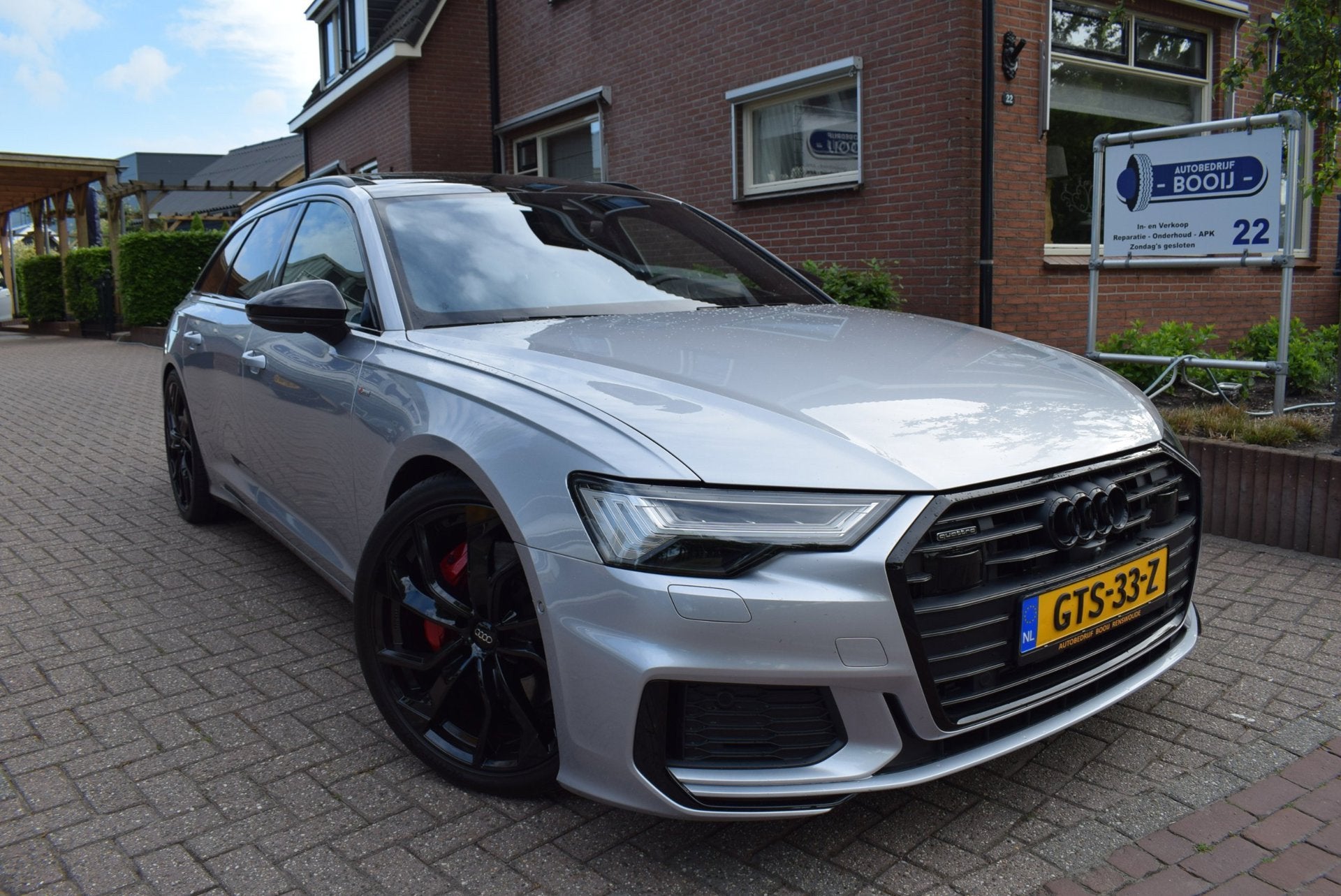 Foto 2 van Audi A6 Avant 55 TFSI e quattro Pro Line S Competition/367 P