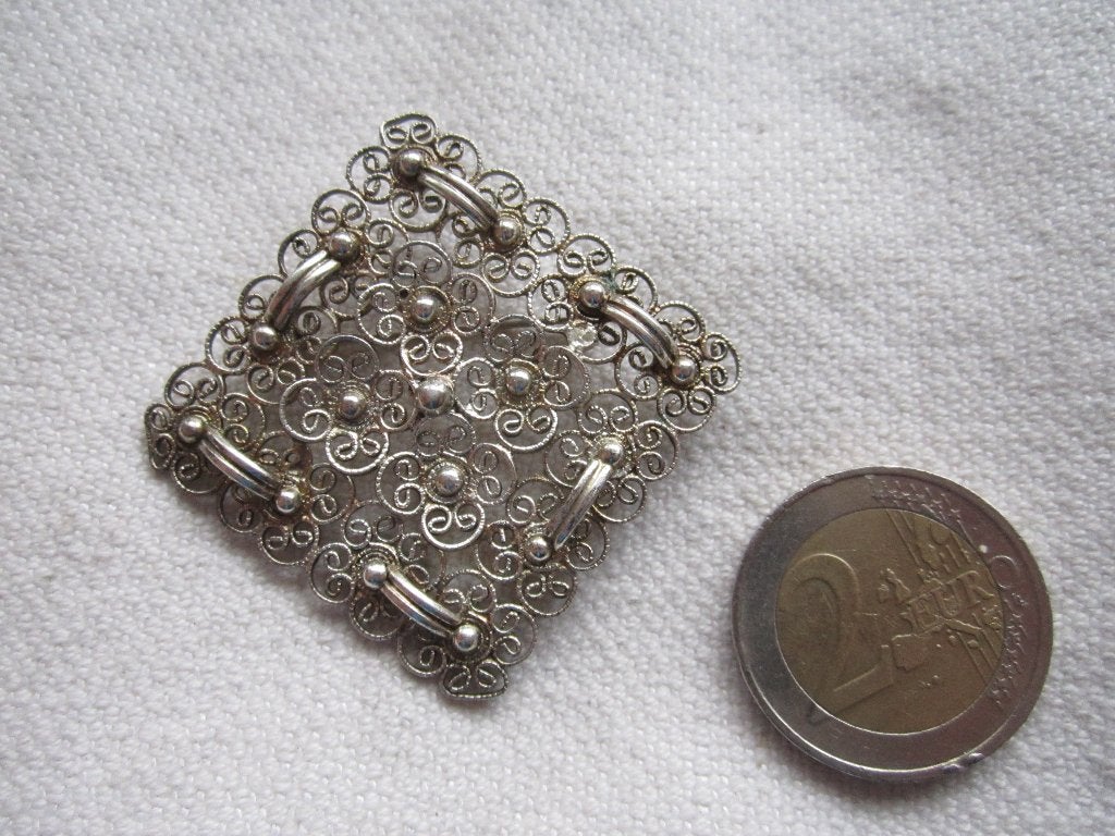 52.    Schitterende oude broche, zilver 835, Ophalen, Zilver, Broche
