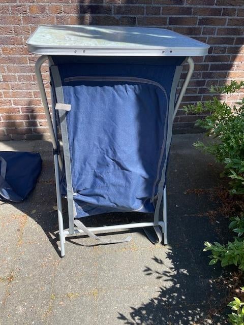 Kampeerkast van Travel&Co, Caravans en Kamperen, Ophalen, Zo goed als nieuw, Campingkast