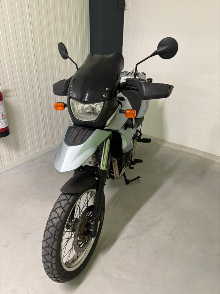 Bmw f650gs 2004 remus uitlaat, Ophalen