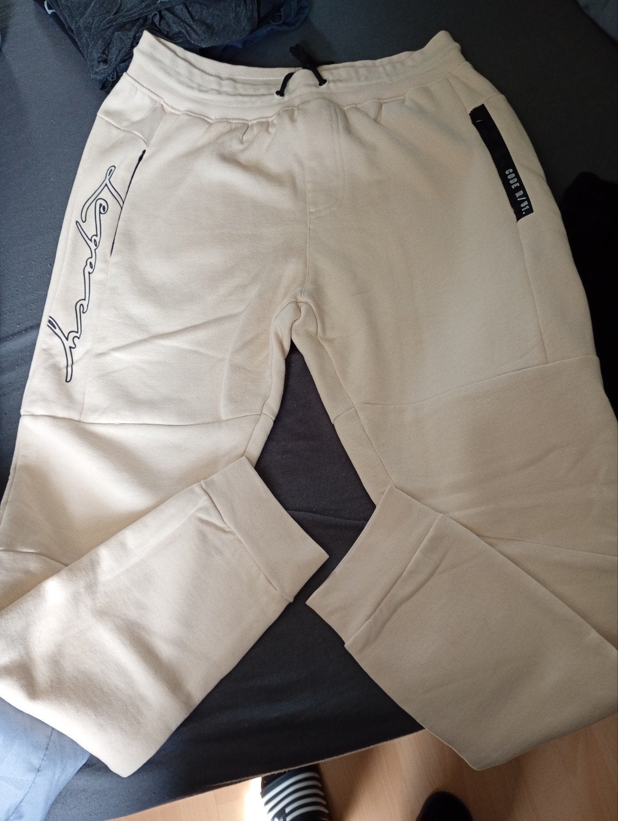 Twee nieuwe joggingbroeken maat l, Ophalen, Nieuw