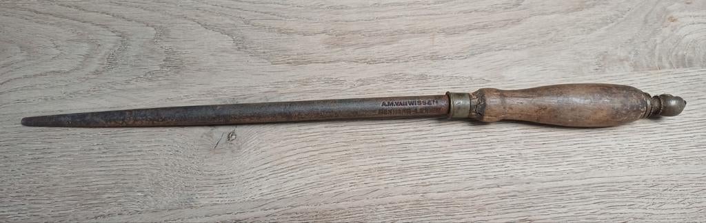 Antieke wetstaal A.M. van Wissen Den Haag-Leiden, Ophalen of Verzenden
