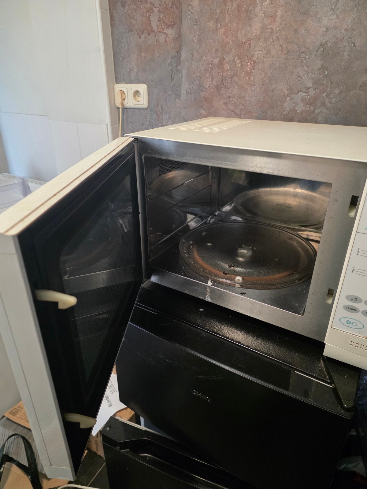 Brother Micro Grill Magnetron - Wit, Gebruikt, Gebruikt, Grill, Ophalen of Verzenden, Magnetron