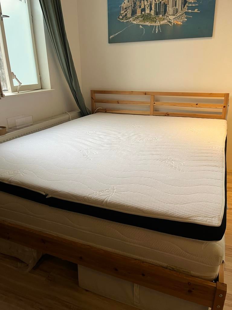 Gratis af te halen: Bed, ladekast, kledingkast, nachtkastjes, Ophalen, Gebruikt, Wit, Tweepersoons