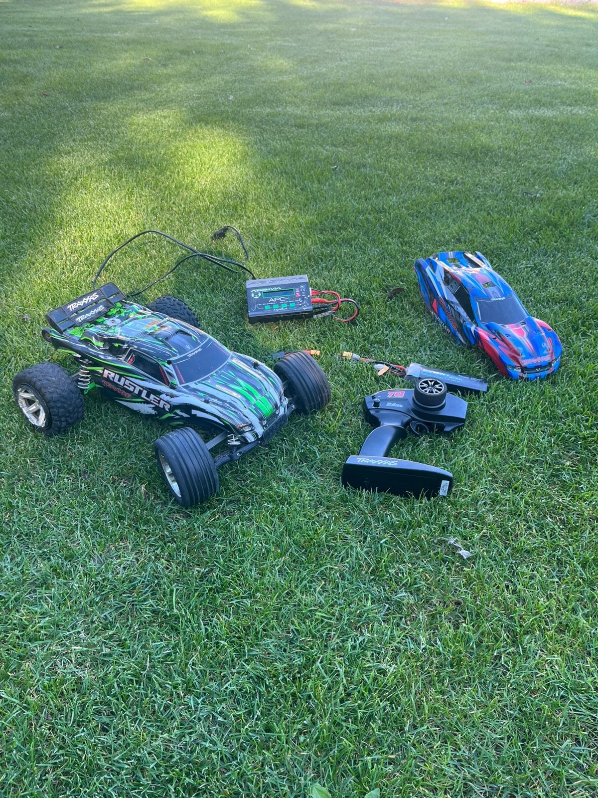 Traxxas rustler 2wd, Ophalen of Verzenden, Zo goed als nieuw, Auto offroad