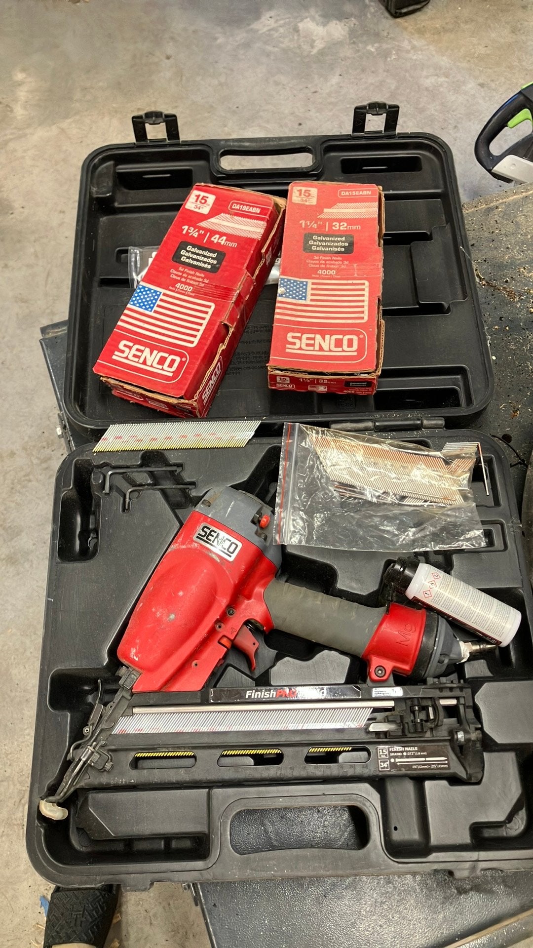Senco finish pro 35Mg weinig gebruikt., Doe-het-zelf en Verbouw, Gereedschap | Handgereedschap, Ophalen, Zo goed als nieuw