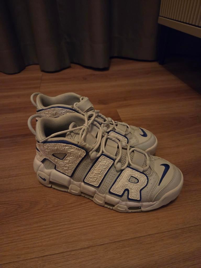 Nike uptempo zo goed als nieuw 2x gedragen maat 42, Ophalen, Zo goed als nieuw, Nike