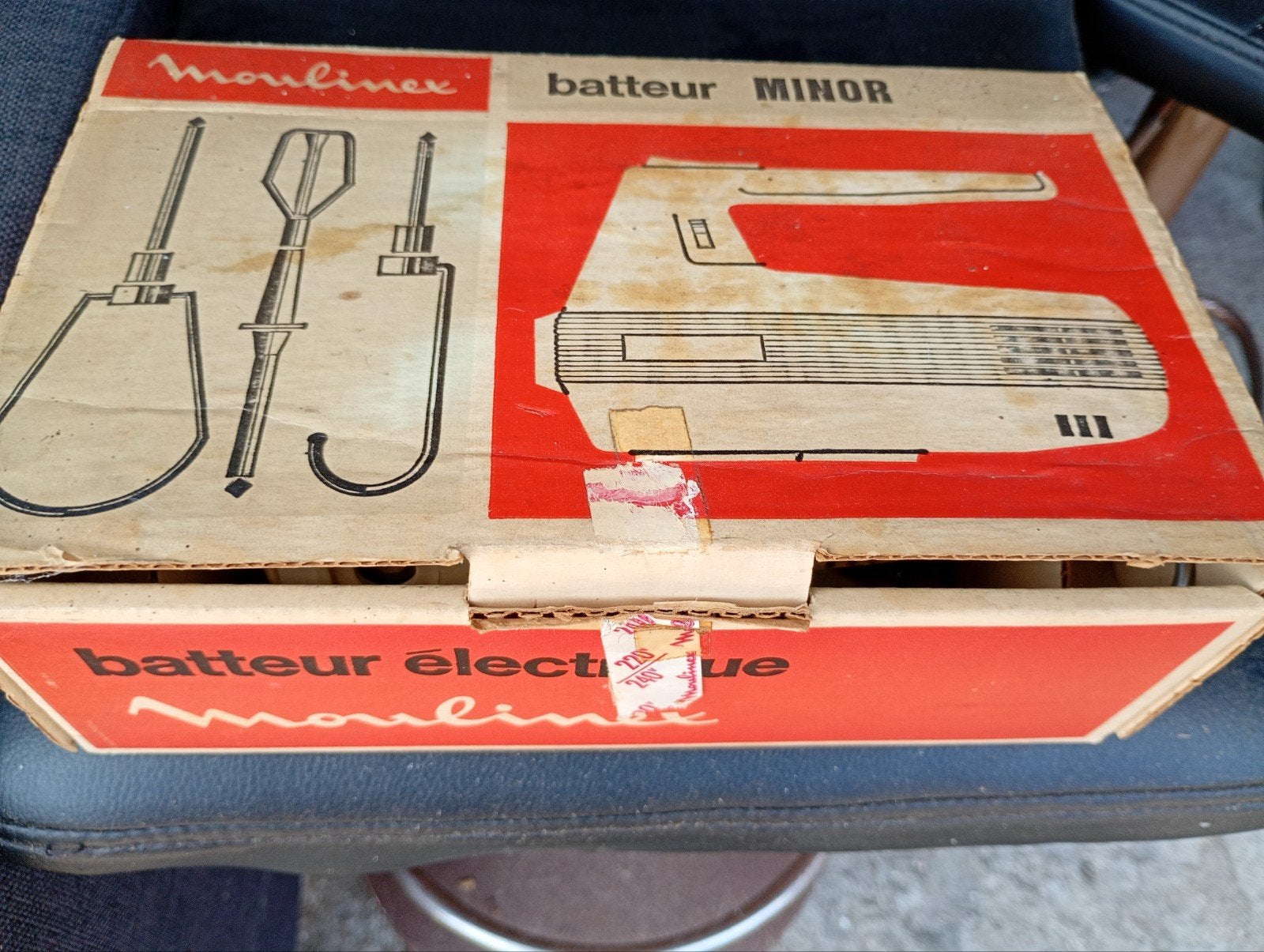 Vintage Moulinex Handmixer met Doos, Ophalen of Verzenden, Zo goed als nieuw