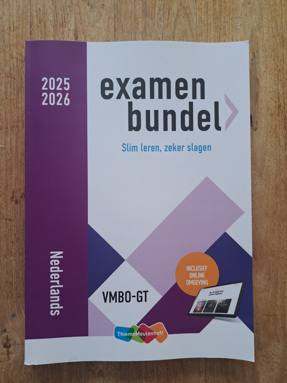 Nederlands MAVO Examenbundel, Boeken, Ophalen of Verzenden, Zo goed als nieuw, VMBO, Nederlands