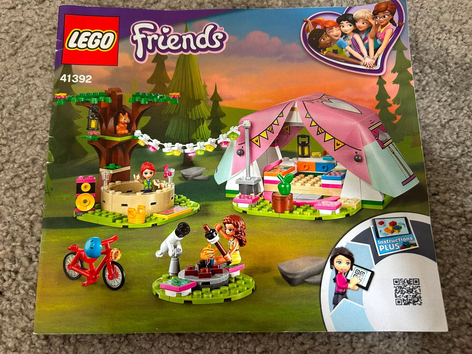 Lego friends glamping in de natuur 41392, Ophalen of Verzenden, Zo goed als nieuw