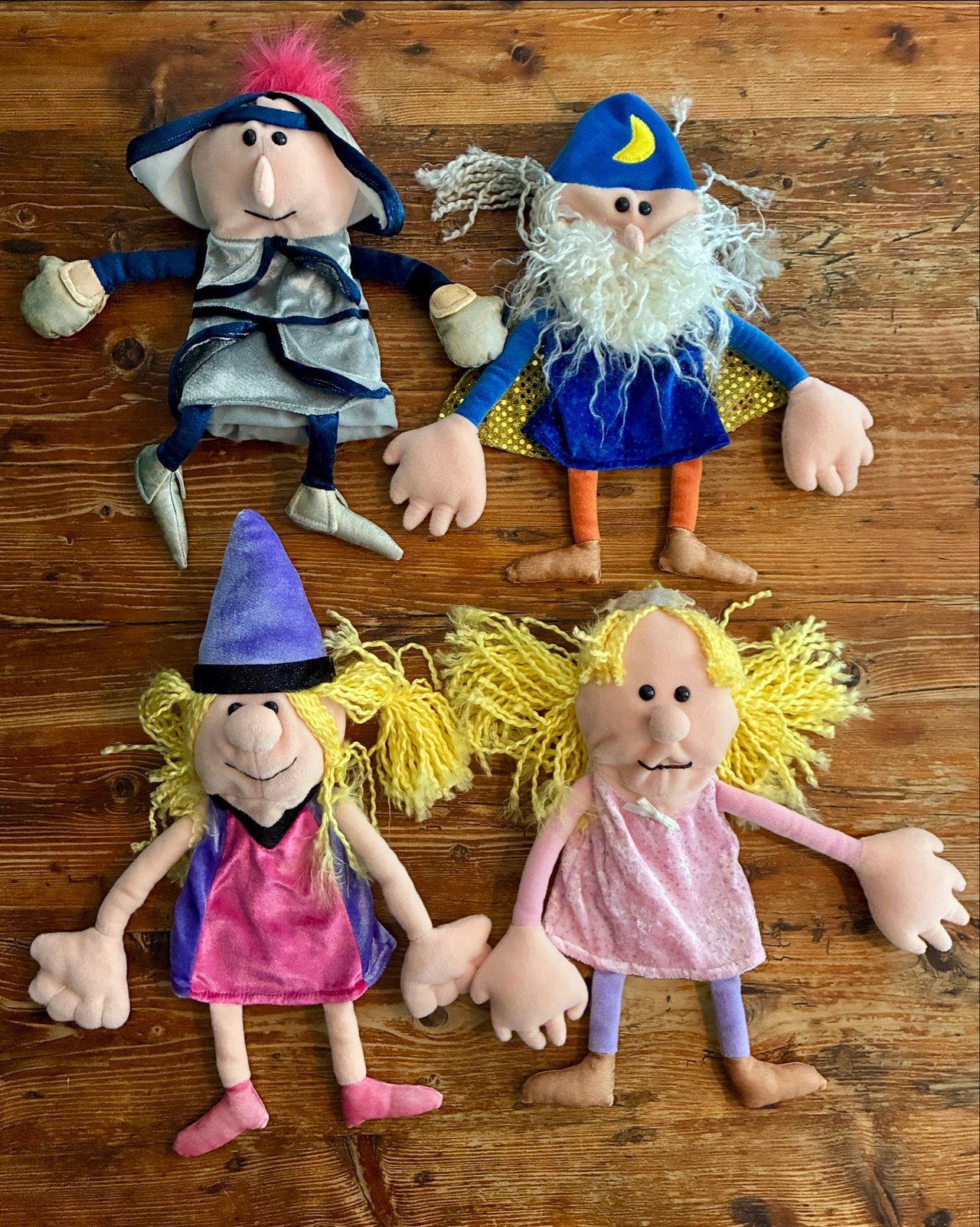 Set van 4 Poppenkastpoppen - Ridder, Tovenaar, Prinsessen, Ophalen of Verzenden, Gebruikt, Overige typen