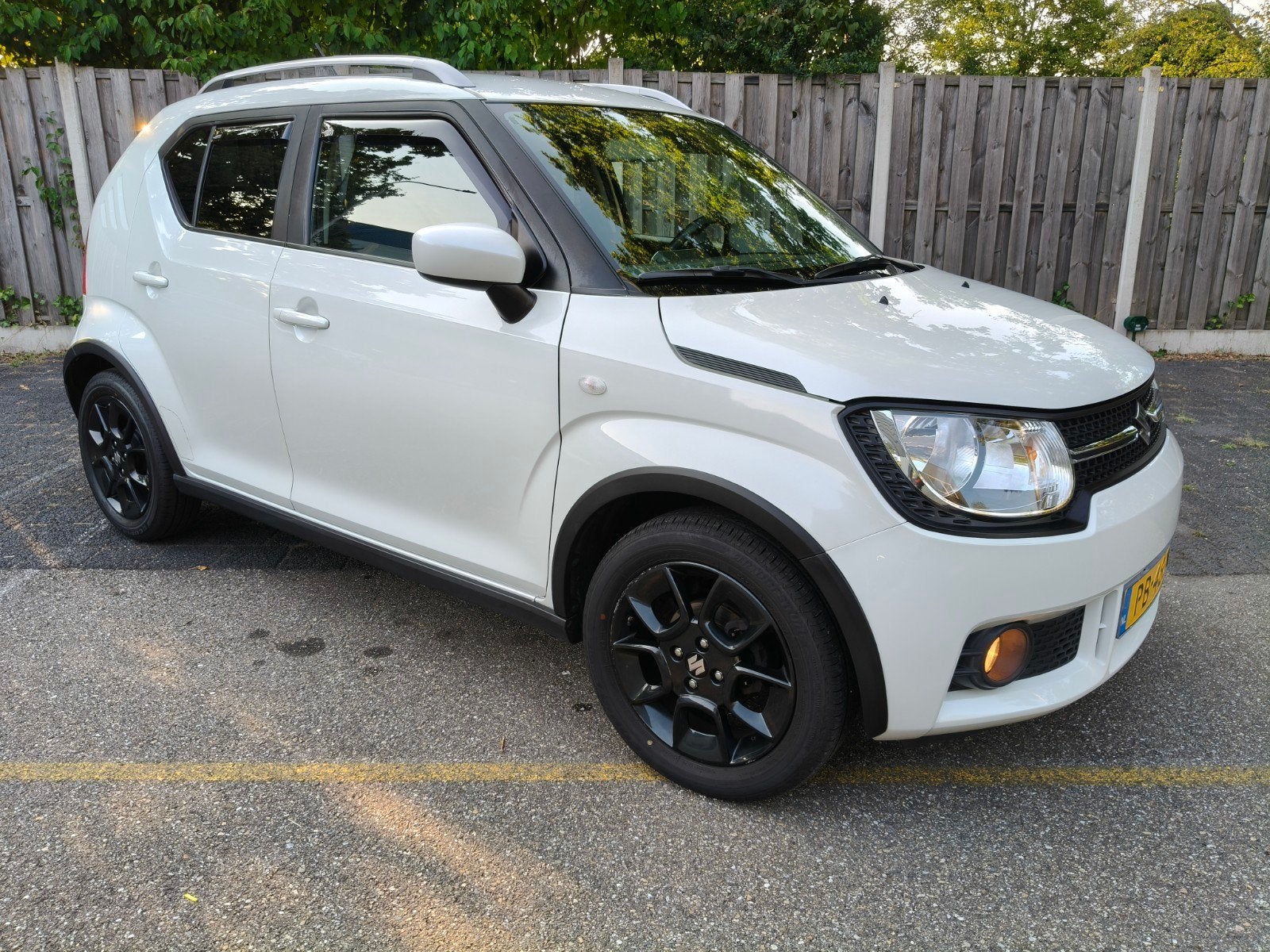 Suzuki Ignis 1.2 Dualjet 90pk 2017 Wit, Auto's, Voorwielaandrijving, 4 cilinders, Wit, Origineel Nederlands