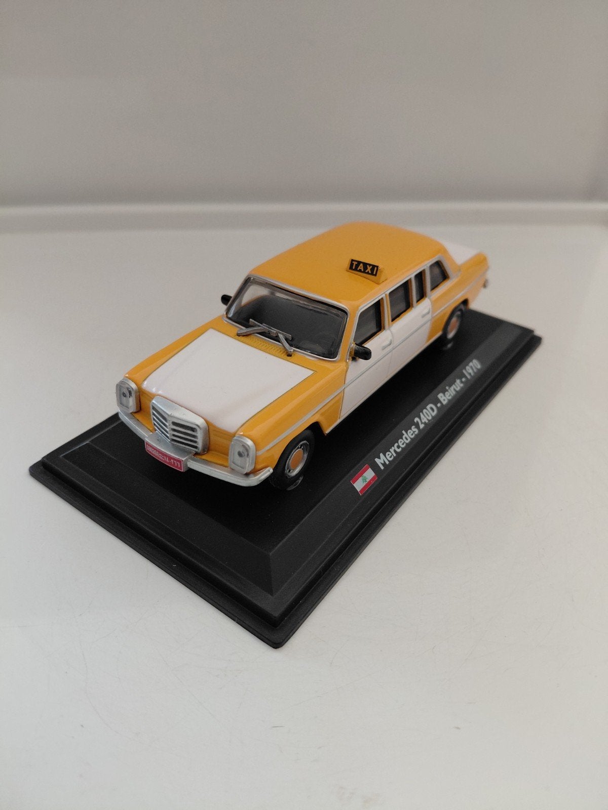 Mercedes-Benz 240D 1970, Ophalen of Verzenden, Zo goed als nieuw, Auto, Overige merken