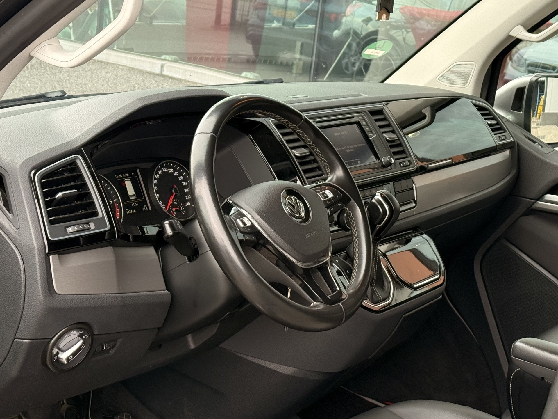 Volkswagen Transporter Multivan 2.0 TDI L1H1 120 Years ABT E, Auto's, 15 km/l, Gebruikt, Zwart, 4 cilinders