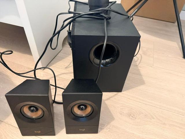 Logitech Z533 PC Speakerset, Computers en Software, Pc speakers, Ophalen of Verzenden, Zo goed als nieuw, Audiokanaal 2.1, Logitech