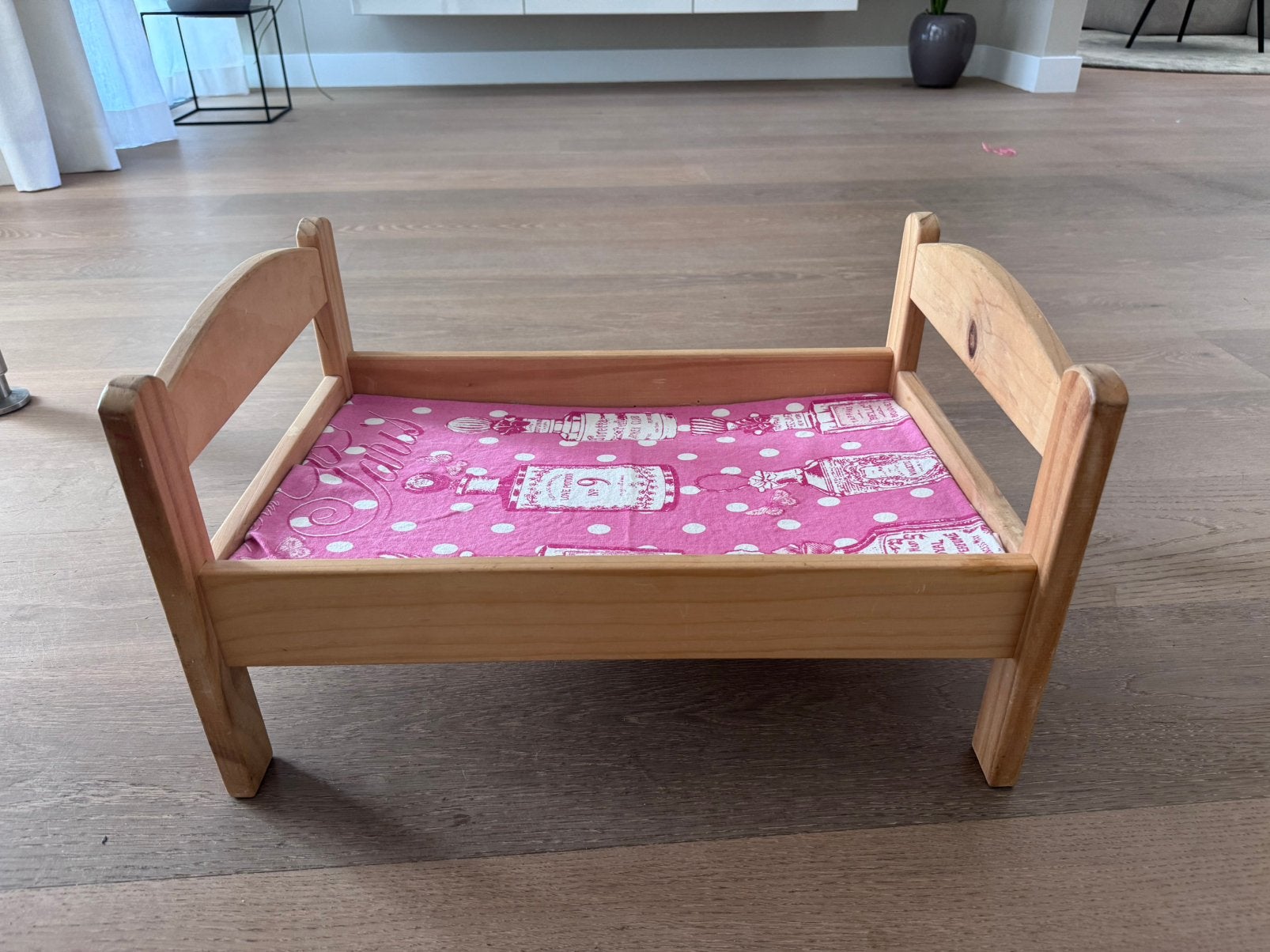 Poppen/kattenbedje ikea, Kinderen en Baby's, Speelgoed | Poppen, Ophalen, Gebruikt, Babypop