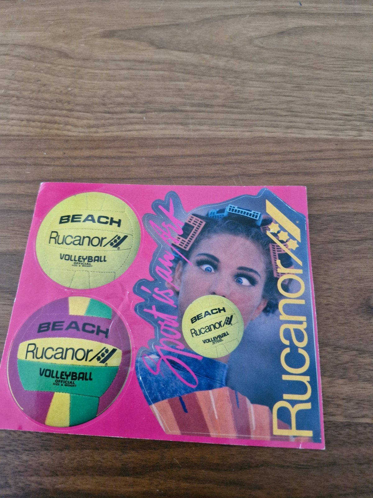 G 154 Vintage Rucanor Beach Volleybal Sticker - 17x15 cm, Ophalen of Verzenden, Nieuw, Sport
