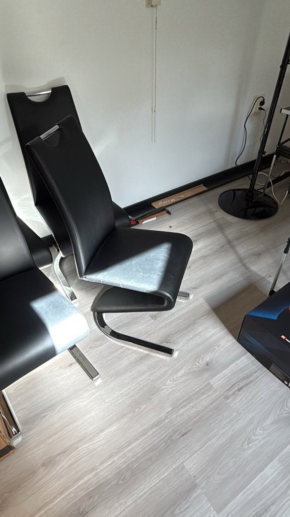 4 eethoekstoelen zwart, Huis en Inrichting, Ophalen, Zo goed als nieuw, Zwart, Vier