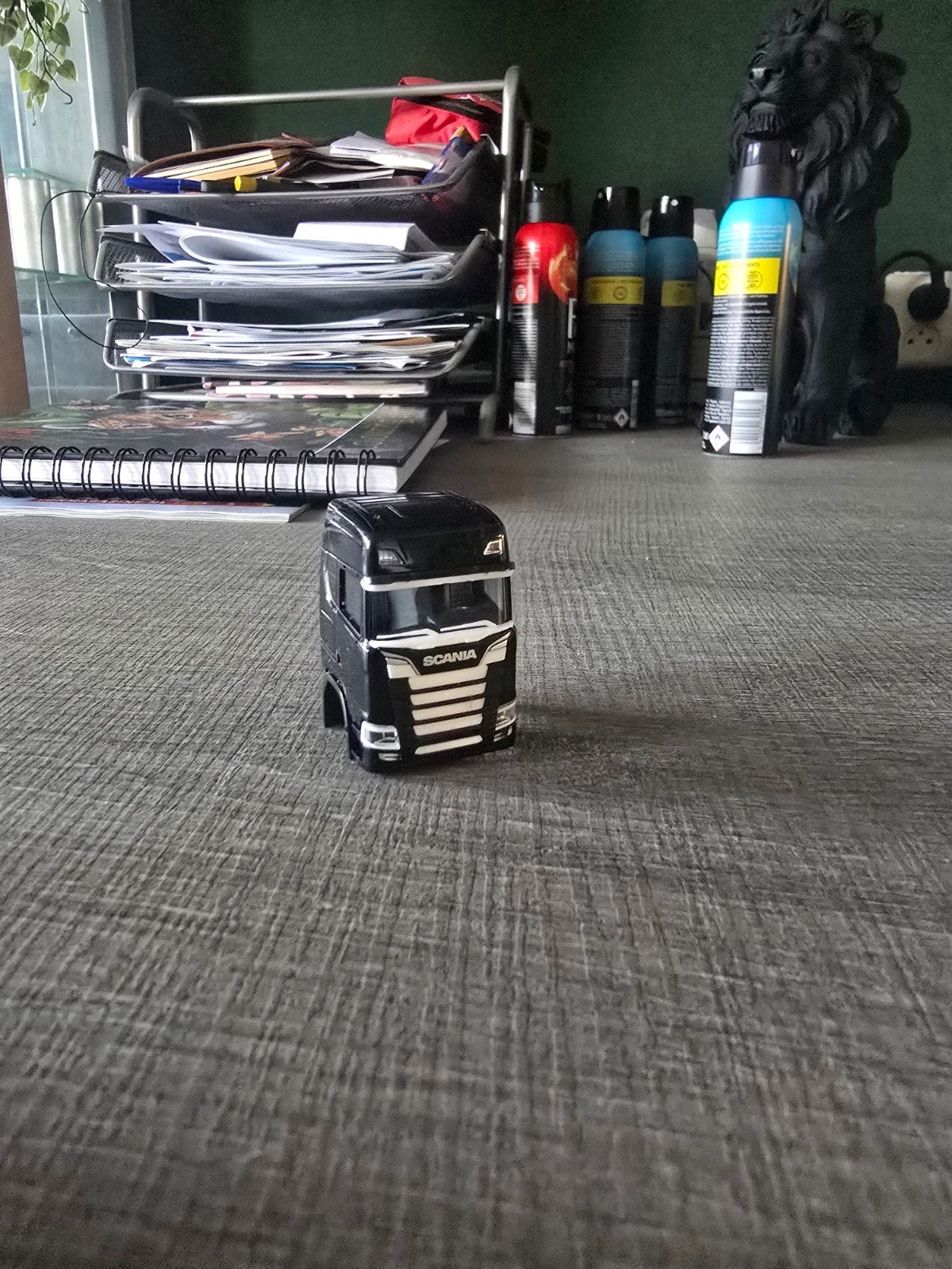 1611 scania cs20 cabine zonder spoilers geen motorblok, Ophalen of Verzenden, Zo goed als nieuw, Bus of Vrachtwagen, Herpa