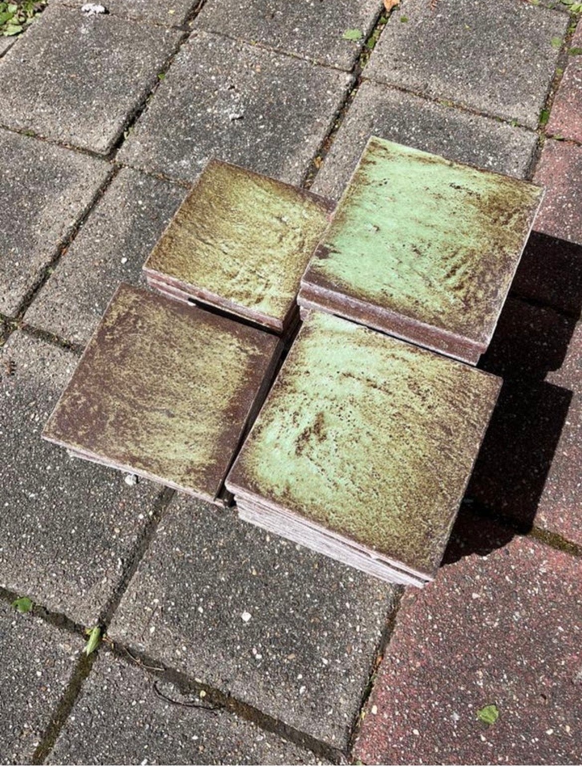 Set van 25 vintage estrikken tegels groen/bruin 19,5x19,5cm, Ophalen, Gebruikt, Keramiek, Minder dan 20 cm