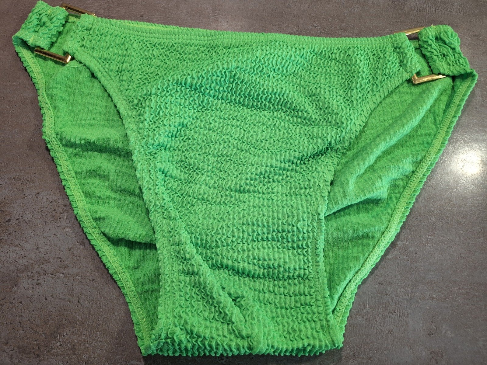 Nieuwe heren zwemslip - Maat L, Kleding | Heren, Badmode en Zwemkleding, Verzenden, Maat 52/54 (L), Groen, Zwemslip