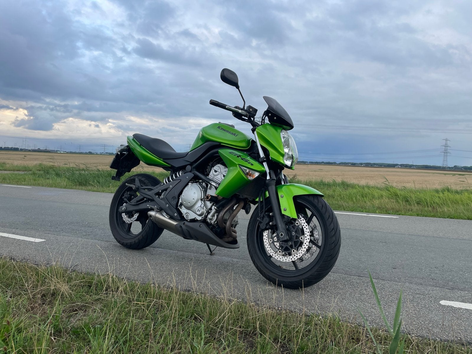 Kawasaki ER-6N uit 2008 - met ABS, Motoren, 2 cilinders, Occasion, Particulier, Minimaal motorrijbewijs A2