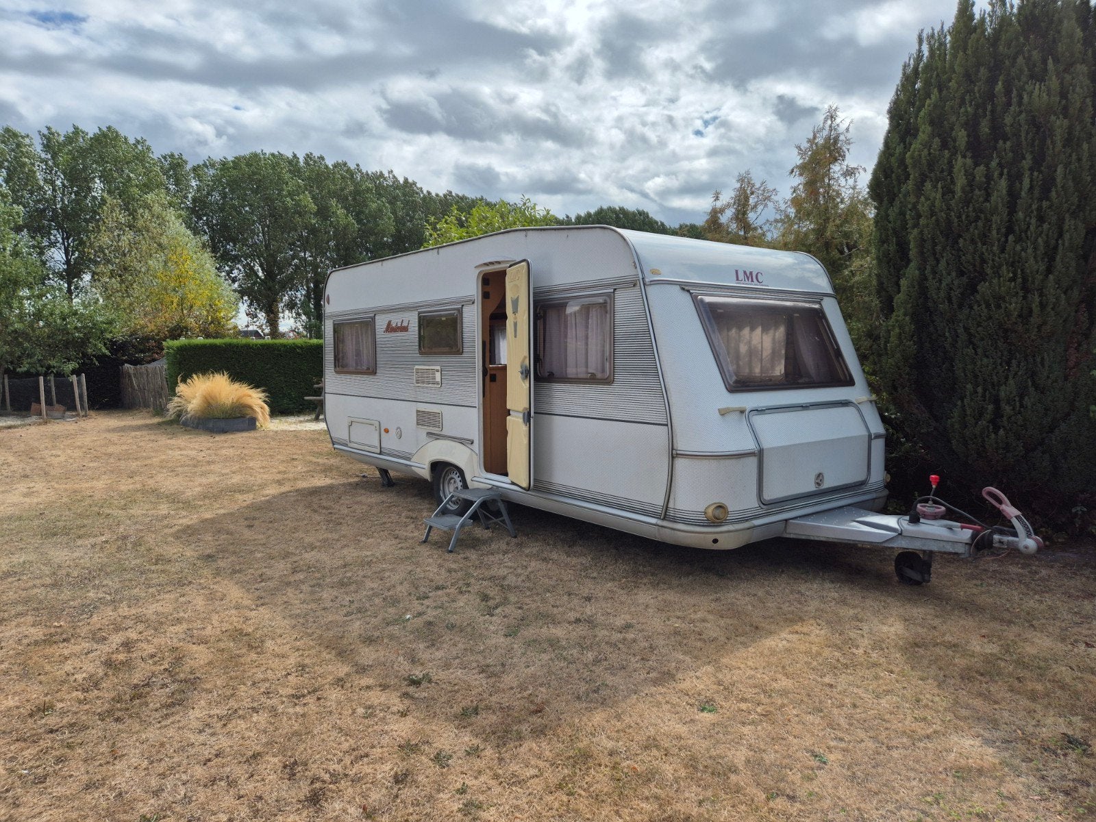 LMC 510 (530K1) enkele bedden, Ringverwarming, Rondzit, Particulier, 6 tot 7 meter