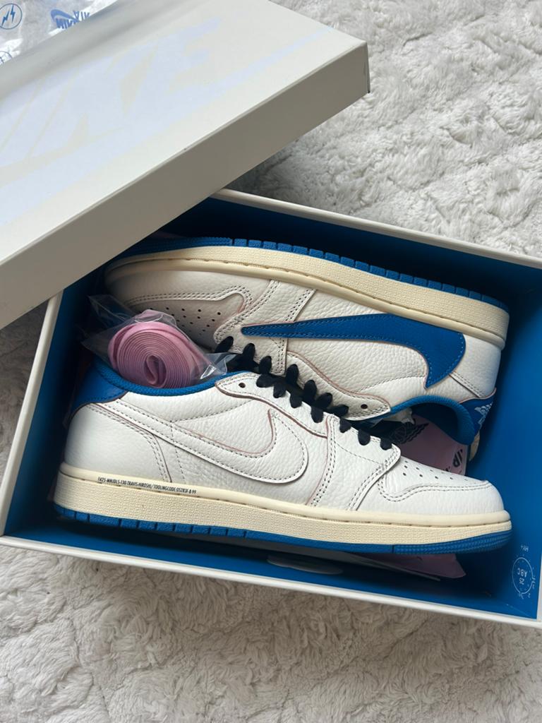 Jordan1 Low OG Fragment Travis Scott Sail Military Blue 40,5, Wit, Nieuw, Ophalen of Verzenden, Sneakers of Gympen