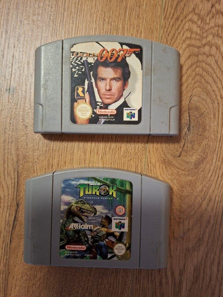 N64 Games: Turok Dinosaur Hunter & 007 GoldenEye, Spelcomputers en Games, Games | Nintendo 64, Gebruikt, Shooter, Eén computer