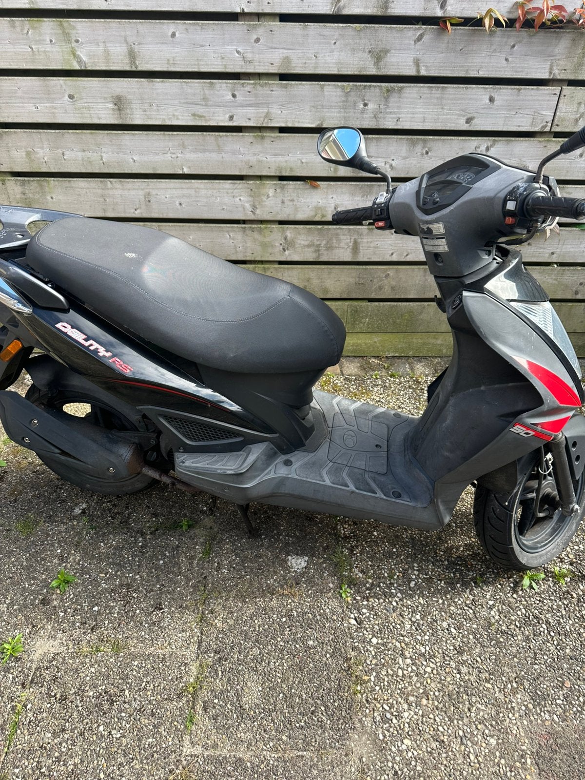 Kymco agility RS50 LEES BESCHRIJVING