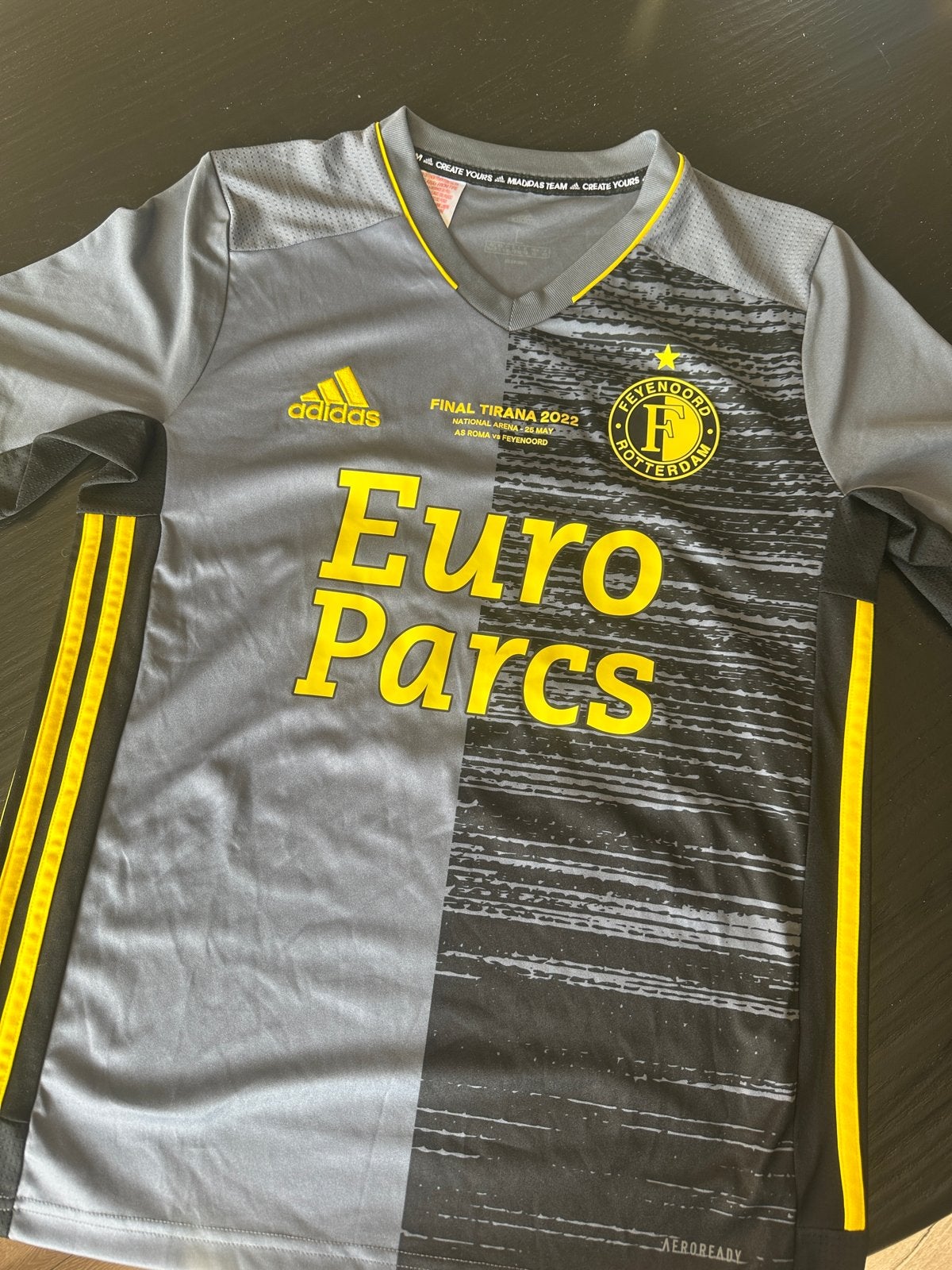 Feyenoord Finale Tirana 2022 shirt vs AS Roma, Maat 52/54 (L), Ophalen of Verzenden, Zo goed als nieuw, Voetbal