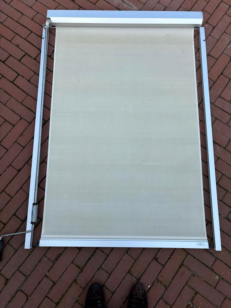 Screen 99x144 cm, crème doek, handbediening (defect), Tuin en Terras, Zonneschermen, Ophalen, Gebruikt, Minder dan 250 cm, Minder dan 150 cm