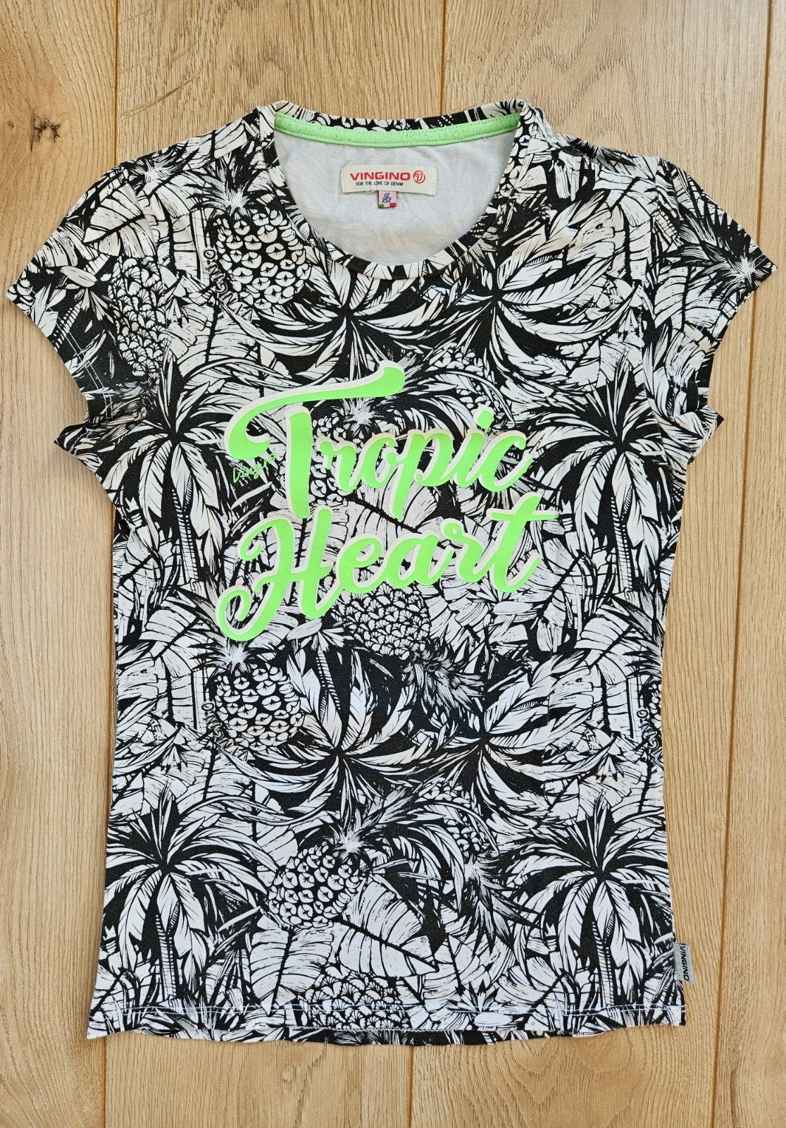 TShirt T-shirt shirt Vingino maat 164 ZGAN, Jongen of Meisje, Ophalen of Verzenden, Zo goed als nieuw, Vingino