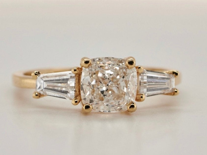Ring 14 karaat geel goud, Ophalen, Geel, Zo goed als nieuw, 17 tot 18