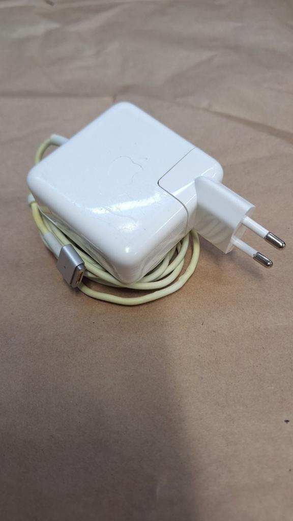 Apple MagSafe 2 Oplader 45W voor MacBook Air, Computers en Software, Laptop-opladers, Ophalen of Verzenden, Gebruikt, Apple