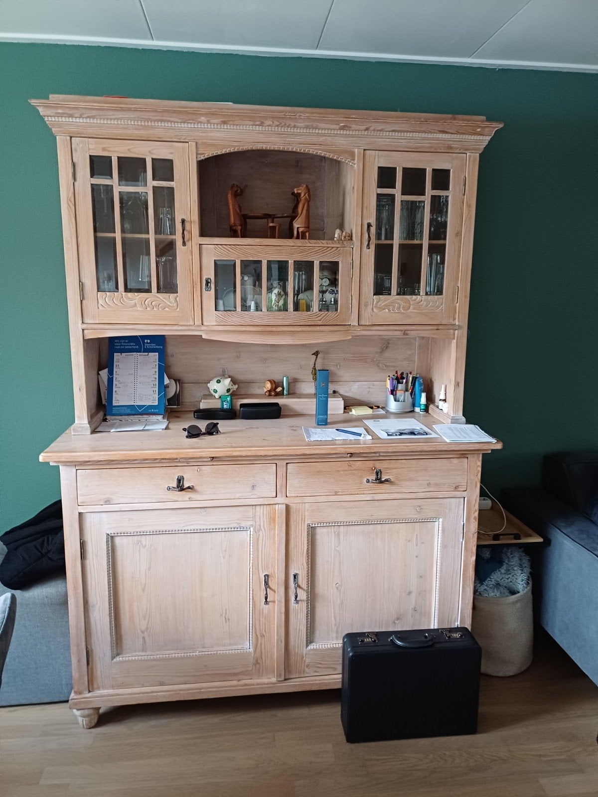 grote kast, Huis en Inrichting, Ophalen, Gebruikt, 50 tot 75 cm, Grenenhout