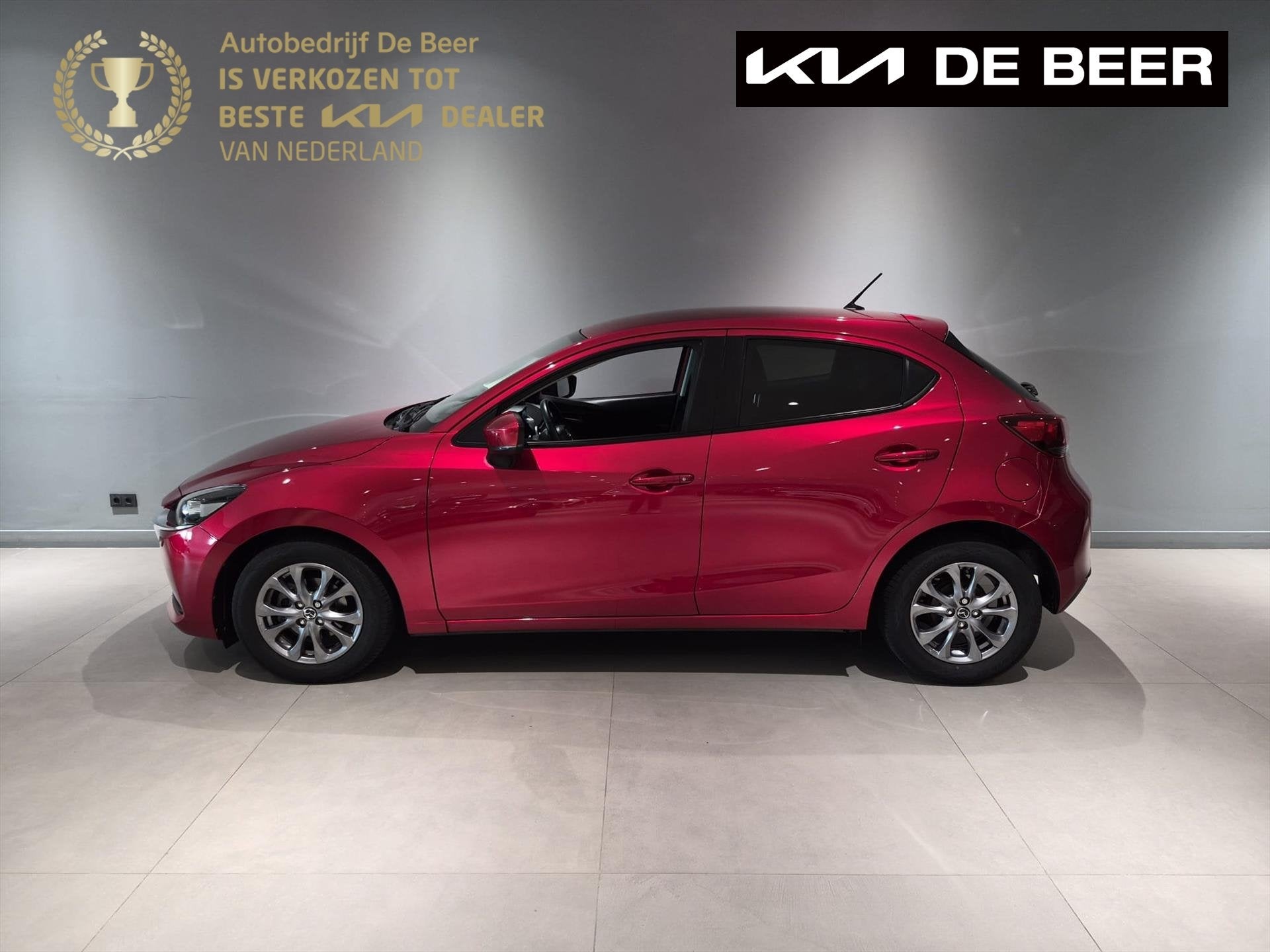 MAZDA 2 1.5 SKYACTIV-G 90PK Comfort Navi/ Cruise/ Clima, 12 maanden, Stof, 4 cilinders, Origineel Nederlands