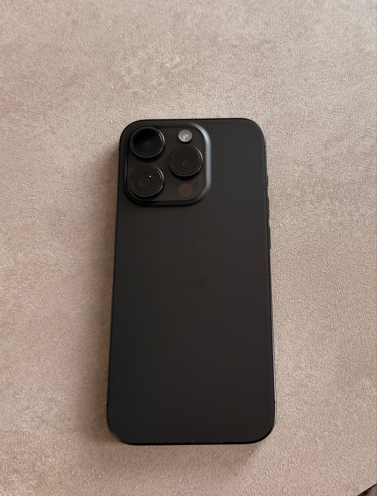 Iphone 15 pro - Zwart TE KOOP 79% batterij, Telecommunicatie, Mobiele telefoons | Apple iPhone, Ophalen, 128 GB, Zwart, Zo goed als nieuw