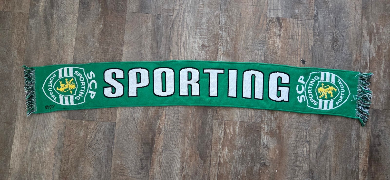 Sjaal Sporting Portugal, Ophalen of Verzenden, Zo goed als nieuw, Buitenlandse clubs, Vaantje of Sjaal