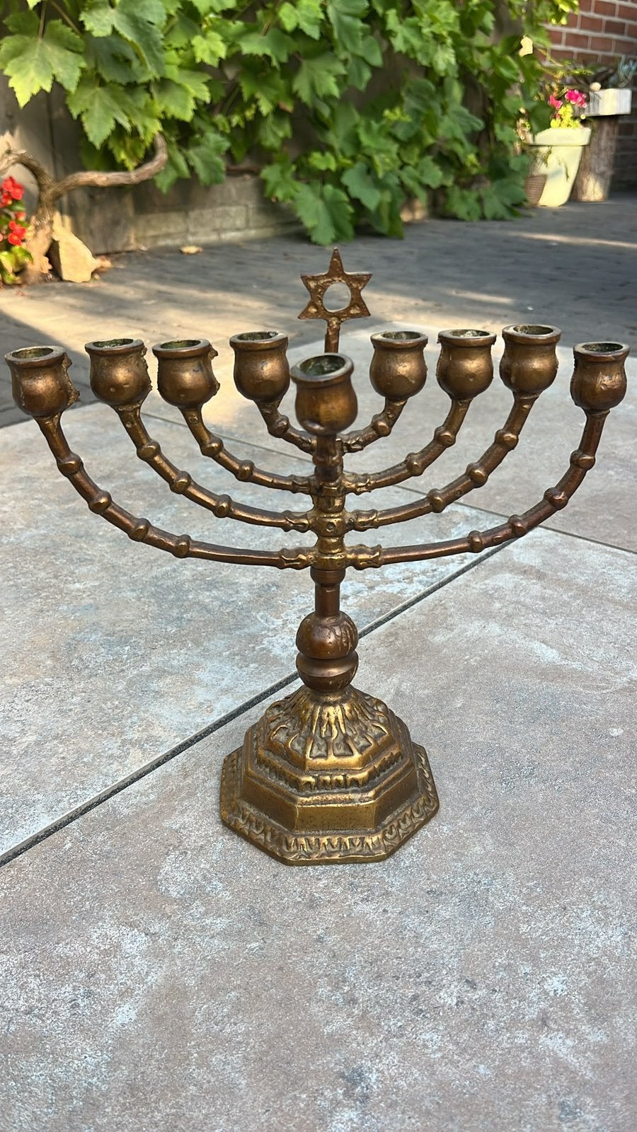 Joodse kandelaar (hoogte 27 en 26 cm breed), Ophalen of Verzenden, Koper of Brons