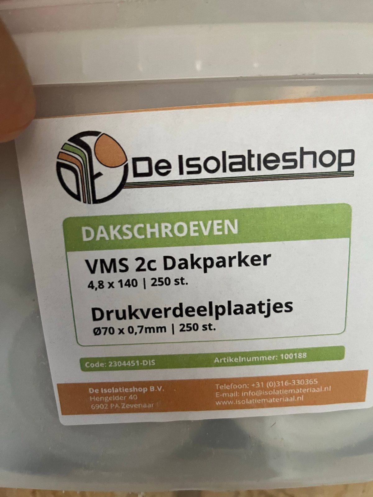Dakschroeven 4.8x140mm met drukverdeelplaatjes (bijna vol), Ophalen, Zo goed als nieuw, 100 tot 250 mm, Schroeven