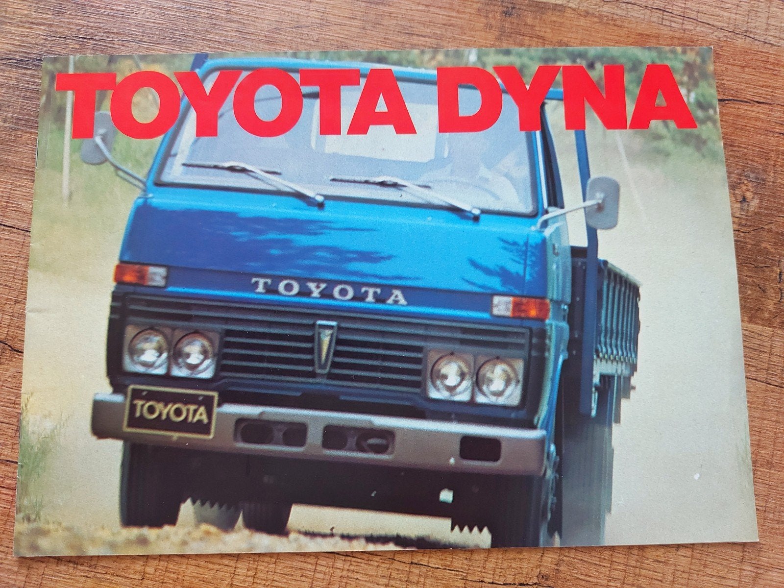 Keurige Toyota Dyna bestelwagen/vrachtwagentje folder, Ophalen of Verzenden, Zo goed als nieuw, Toyota