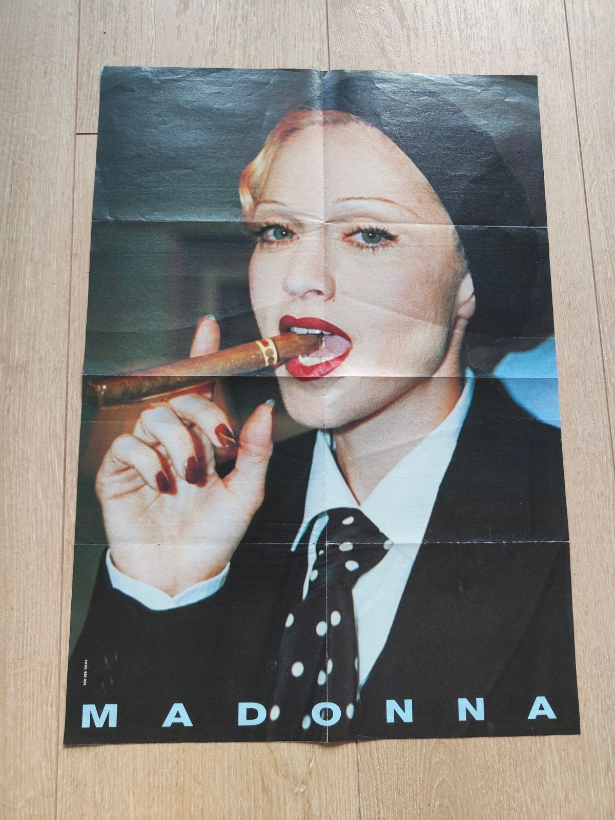 Grote Madonna poster uit muziekblad, Verzamelen, Posters, Rechthoekig Staand, Deurposter of groter, Ophalen of Verzenden, Zo goed als nieuw