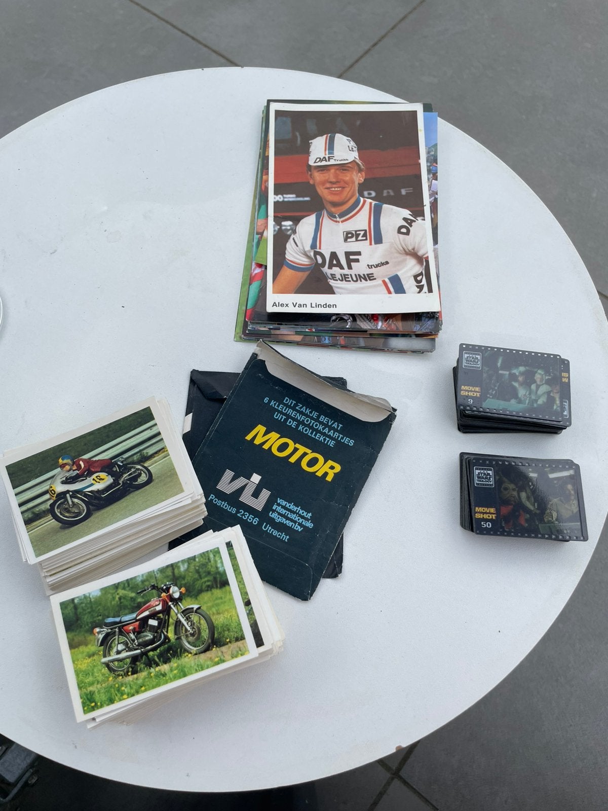 Plaatjes motors,vanderhout.Star Wars Movie Shot. Wielrenners, Ophalen of Verzenden, Zo goed als nieuw, Meerdere plaatjes