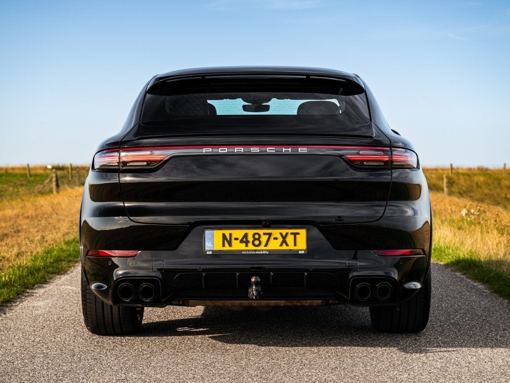 Porsche Cayenne Coupé 3.0 E-Hybrid Pano Trekhaak 1e eig. NA, Auto's, Automaat, Cayenne, Gebruikt, Euro 6