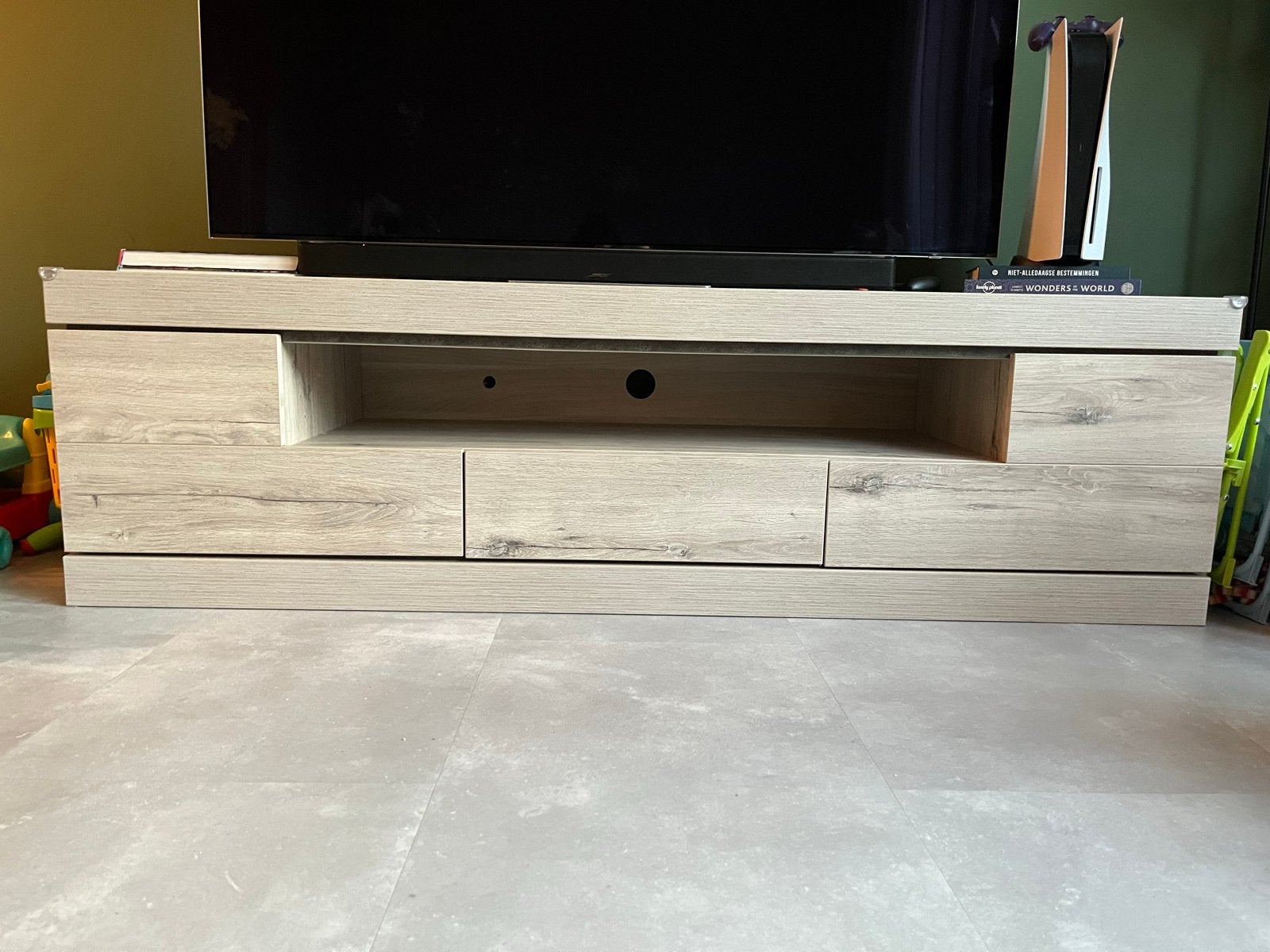 Licht eiken tv meubel - 182cm breed, Huis en Inrichting, Kasten | Televisiemeubels, Ophalen, Gebruikt, 150 tot 200 cm, Minder dan 100 cm