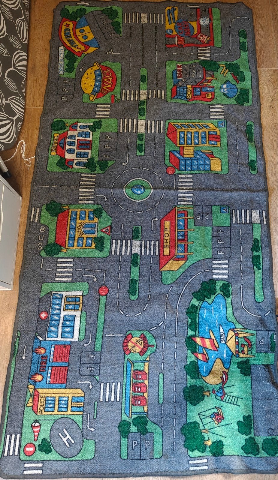 Speelkleed met wegen en gebouwen voor kinderen, Ophalen of Verzenden, Gebruikt