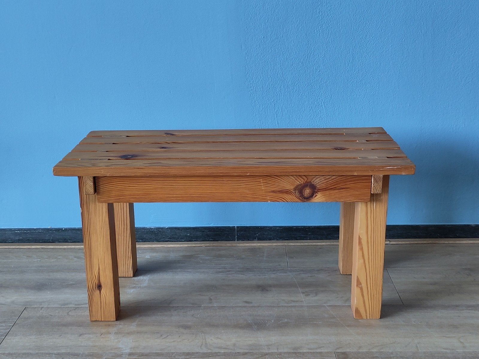 Vintage lattenbankje grenen hout tafeltje pine houten bankje, Gebruikt, ., Minder dan 75 cm, Ophalen of Verzenden