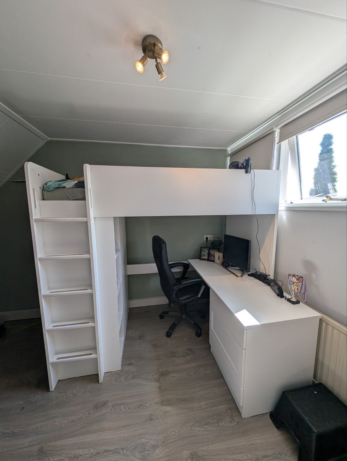 IKEA Småstad Hoogslaper met bureau en opbergruimte, Ophalen, Eenpersoons, Zo goed als nieuw, 200 cm